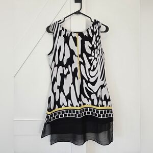 Black and White Patterned Flowy Dresd with Yellow Accent